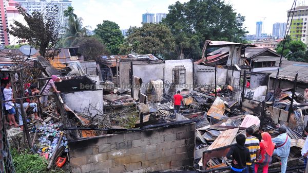 Sembilan Rumah Setinggan Musnah Dalam Kebakaran