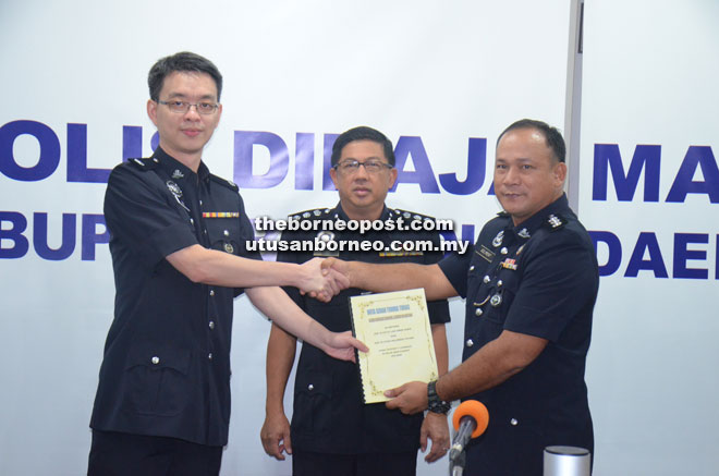 Dsp Lee Swee Sake New Miri Cid Chief