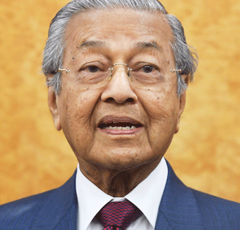 High Court strikes out Dr Mahathir's suit to nullify RCI's findings