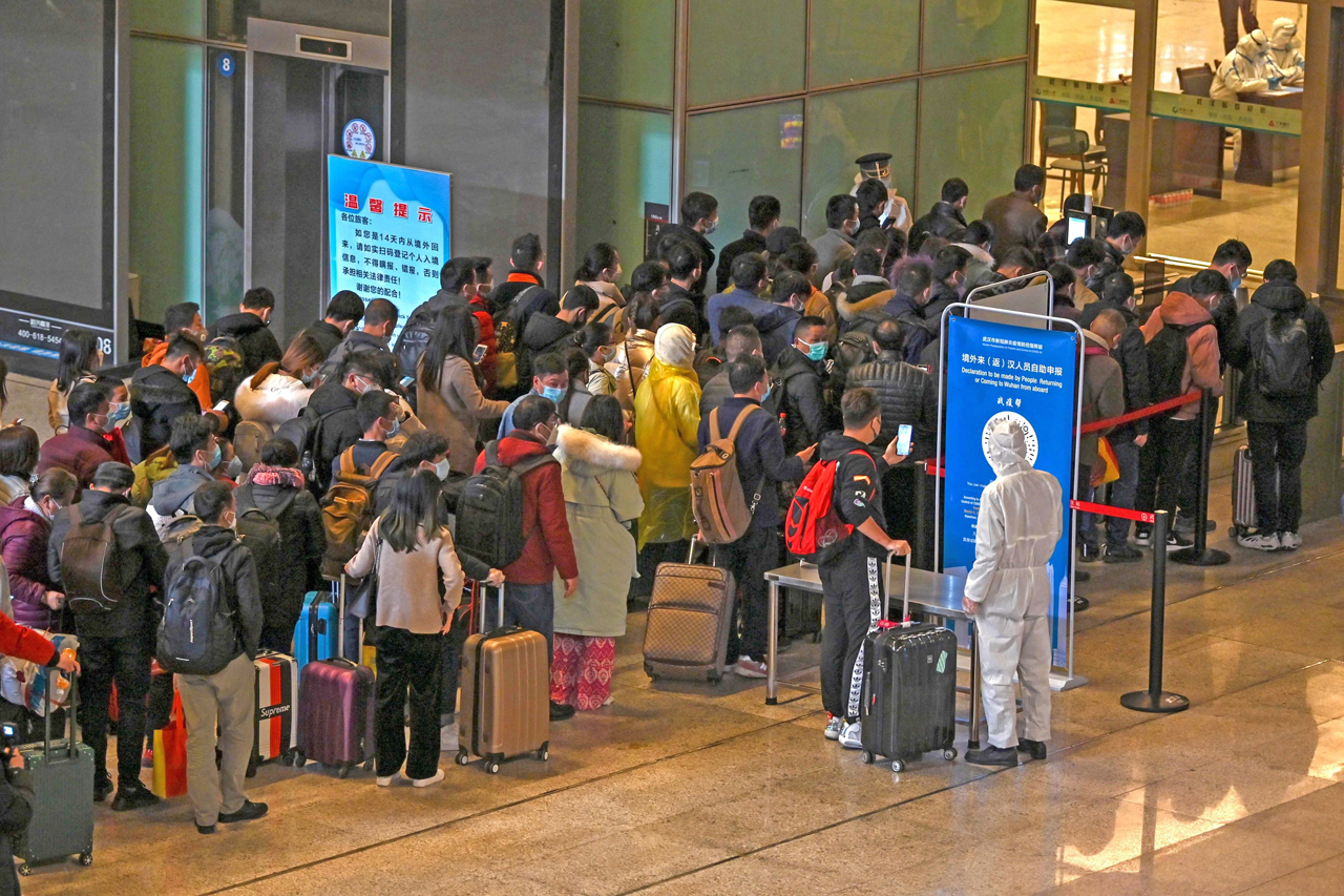 After arriving. Корея после приезда. Passenger clother.