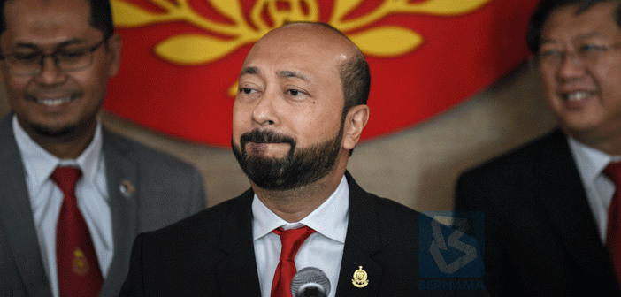 In Swipe Against Anwar Mukhriz Says Won T Back Pm Appointed With Help Of Corrupt Umno Leaders