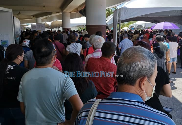 Blackout Interrupts Covid 19 Vaccination Process At Stadium Perpaduan In Kuching