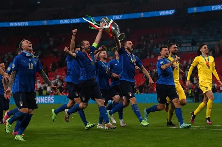 Italy inflict more penalty heartache on England to win ...