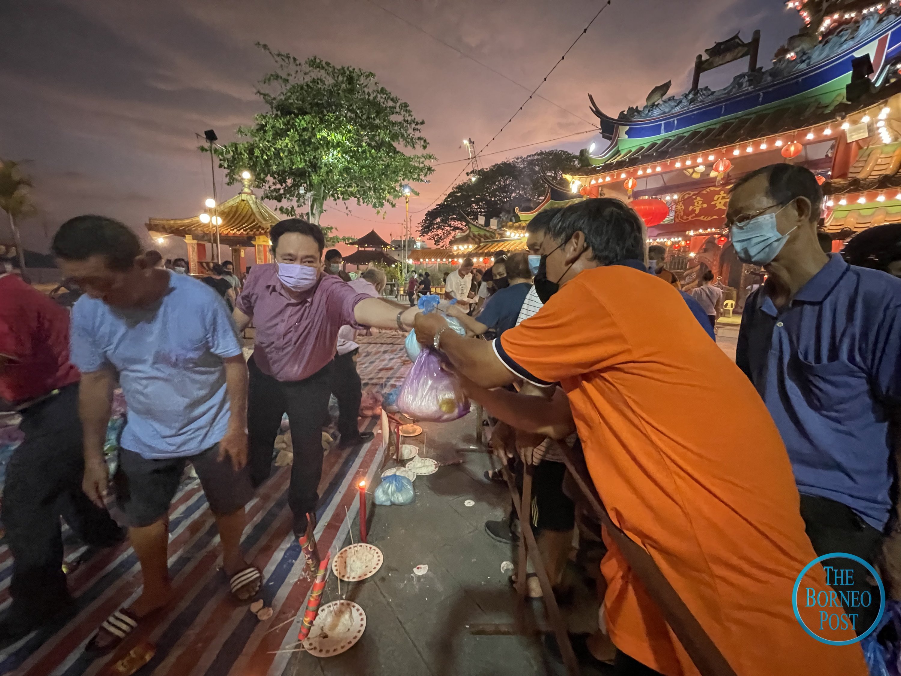 Hundreds join Hungry Ghost Festival ceremony at Sibu’s Tua Pek Kong Temple