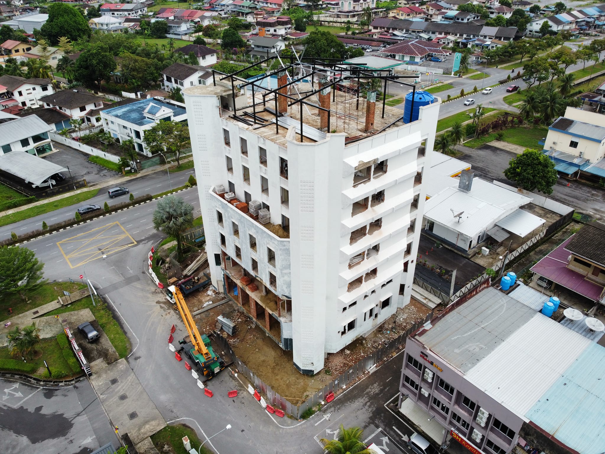 Abandoned no more: Roxy Impiana Hotel slated to open next month