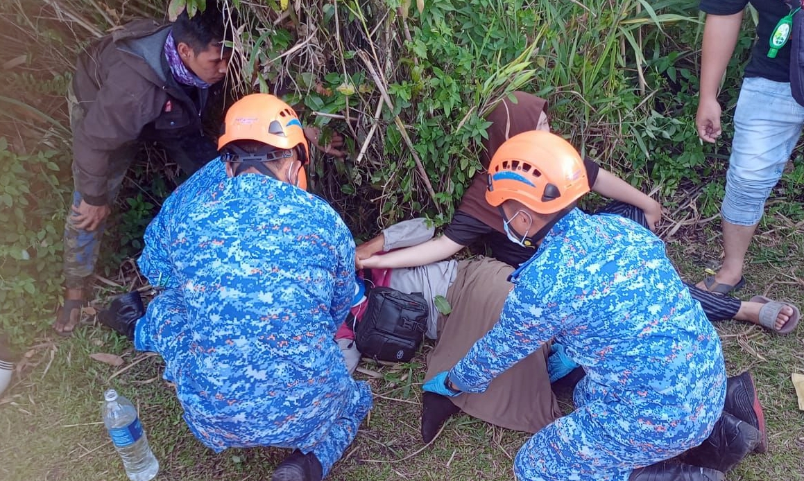 E hailing rider seriously injured after motorcycle collides with