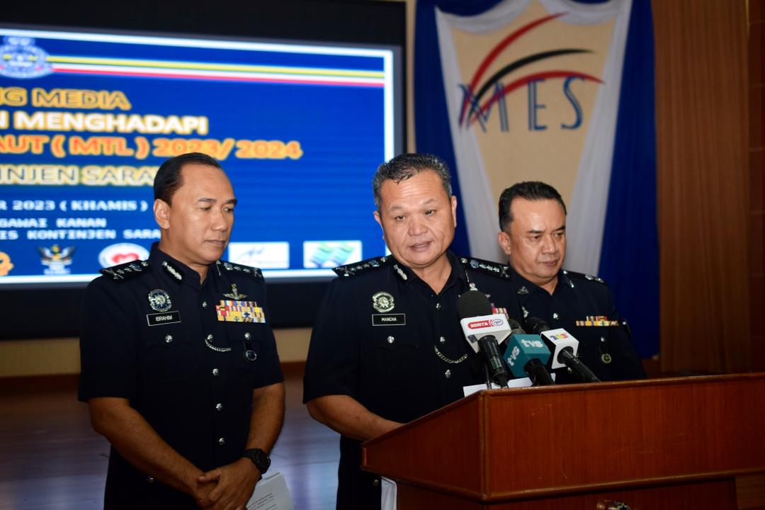 Sarawak police ready to mobilise 1,262 personnel for possible floods