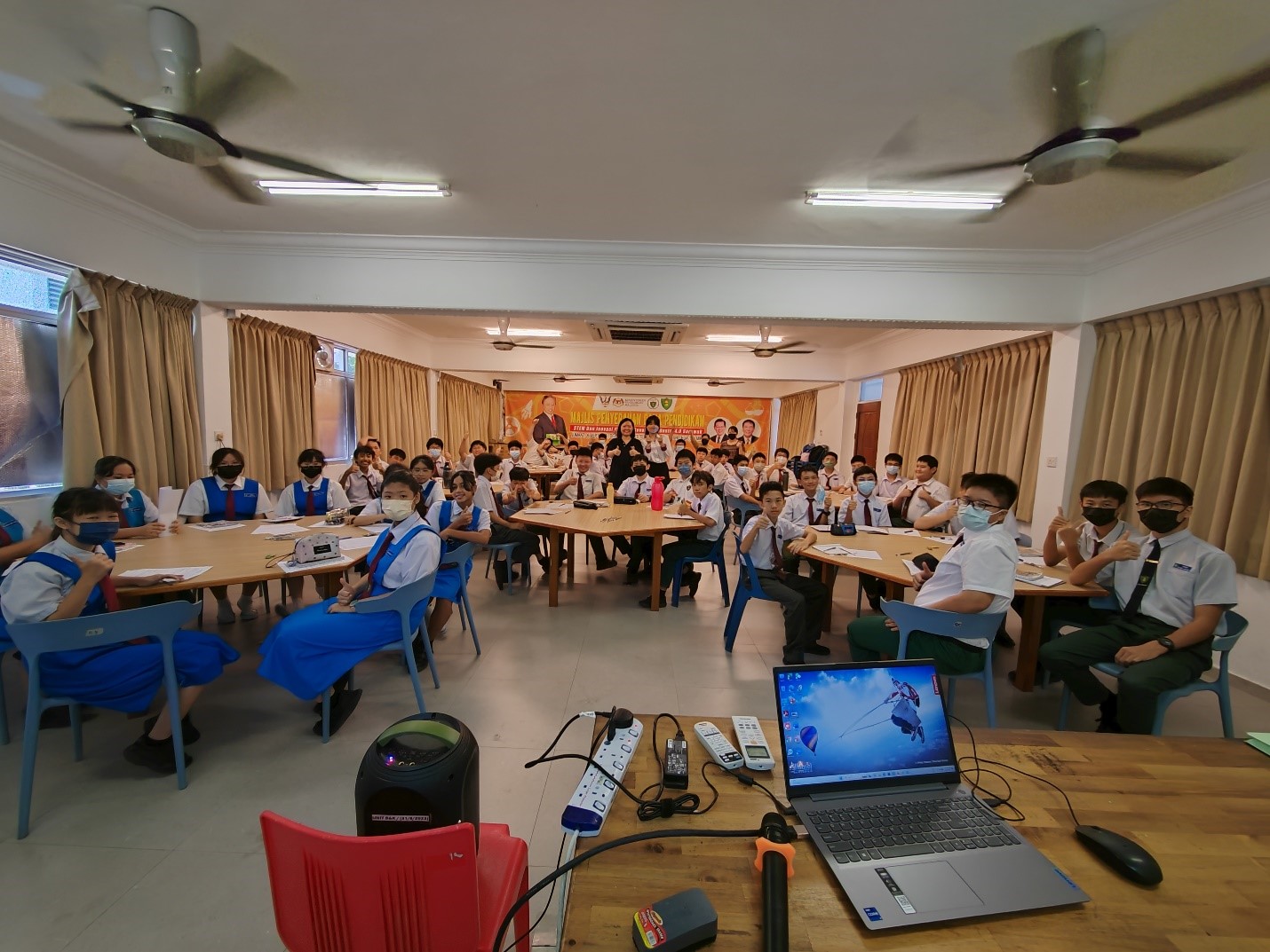 Curtin Malaysia holds knowledge-transfer workshop at SMK Chung Hua Miri