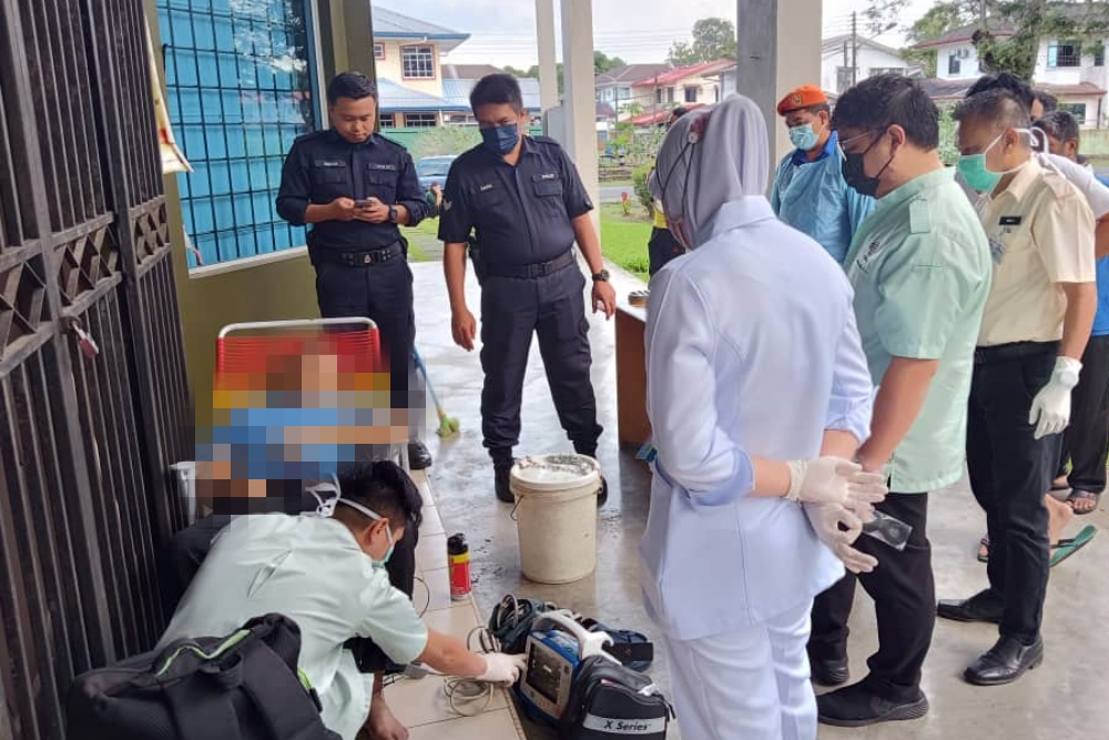 Security guard on duty at Sibu public library dies after complaining of breathing difficulty